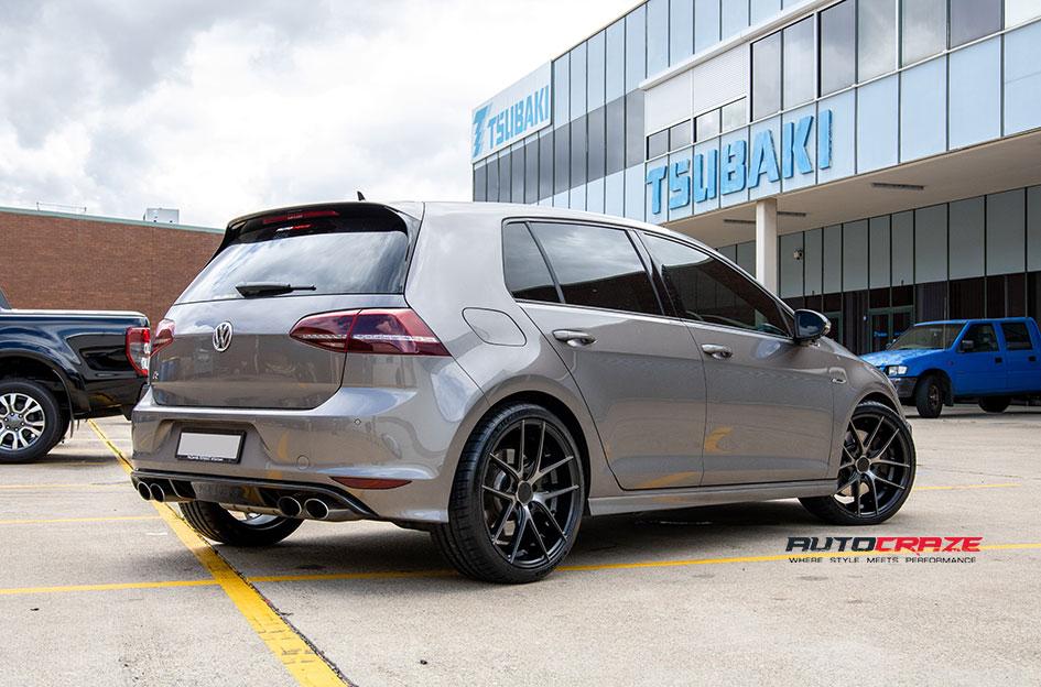 VOLKSWAGEN-GOLF-TARGA-BLACK-MACHINED-FACE